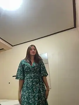 LanySylvia online show from 04.30.26