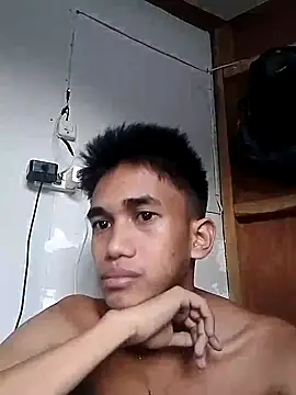 Snapshot of charlie0728 chatting on 09.26.25 charlie0728 online show from 09.26.25