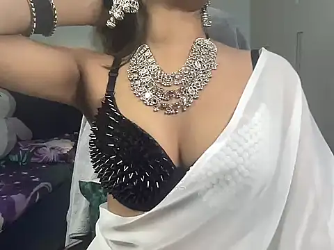 MonVilain01 online show from 12.14.25