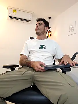 damian bull online show from 10.17.25