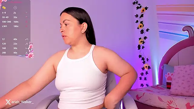 Ariah Walker  online show from 10.08.25