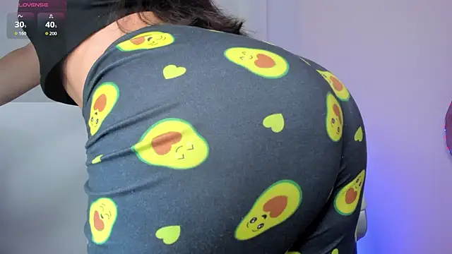 Ariah Walker  online show from 11.15.25