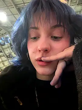 Only April online show from 01.09.26