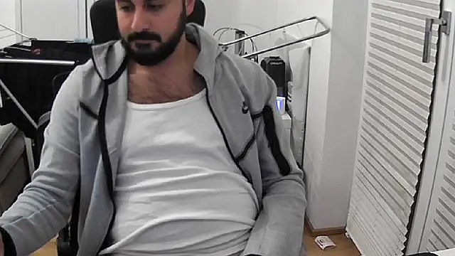 Velvetvoyager69 online show from 10.24.25