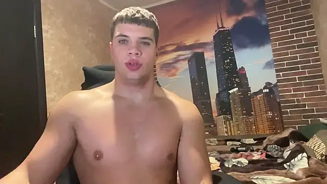 MusclePhantom online show from 12.02.25