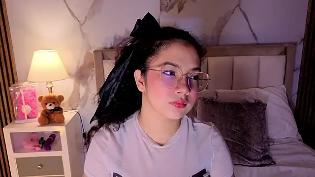 LunaRosse  online show from 11.23.25