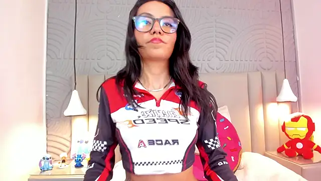 eviegothel  online show from 01.07.26