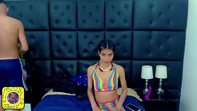 Snapshot of TifannyHott chatting on 10.20.25 TifannyHott online show from 10.20.25