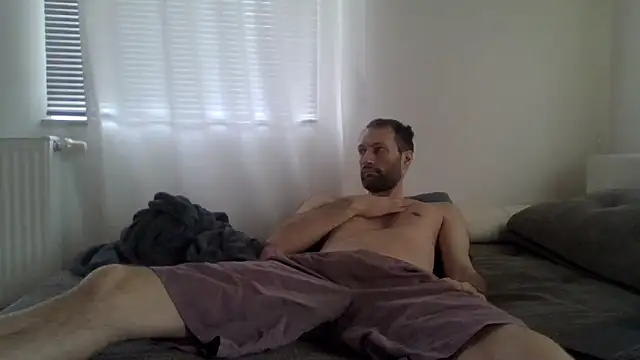 XLBarehengst online show from 02.27.26