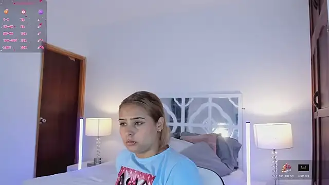 MikaelaStone online show from 12.15.25