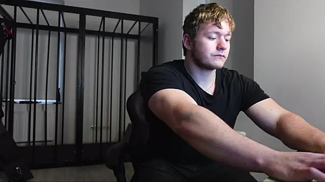 Snapshot of Richard_Dullas chatting on 10.11.25 Richard Dullas online show from 10.11.25