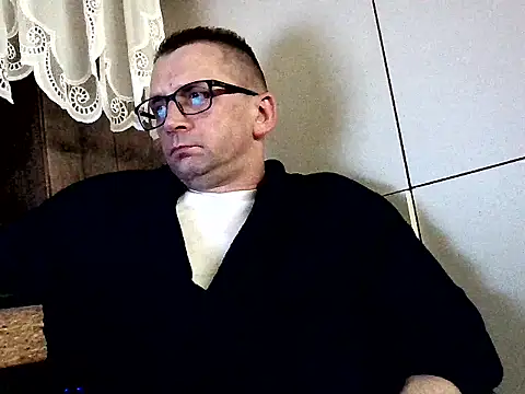 Snapshot of bajka760 chatting on 11.20.25 bajka760 online show from 11.20.25