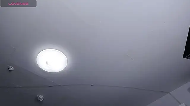 Snapshot of YIWA-2000 chatting on 10.20.25 YIWA-2000 online show from 10.20.25