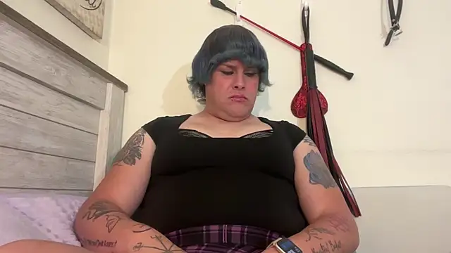 Julietserenity online show from 11.21.25