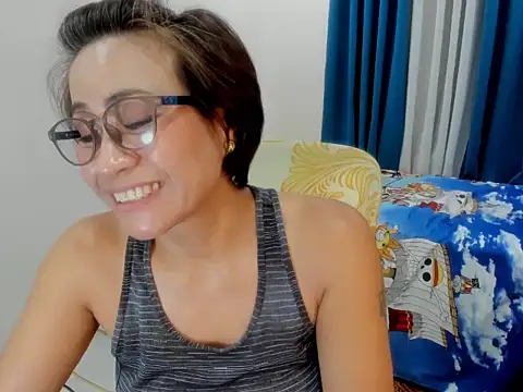 Snapshot of sweetkaley chatting on 03.16.26 sweetkaley online show from 03.16.26