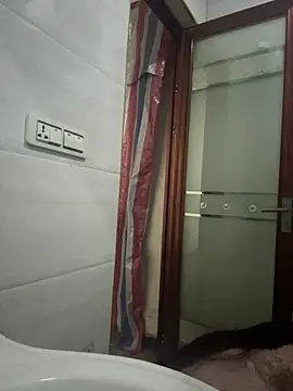 Snapshot of crhong666 chatting on 02.07.26 crhong666 online show from 02.07.26