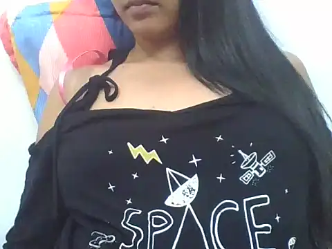 Snapshot of Curvyqueenz chatting on 02.28.26 Curvyqueenz online show from 02.28.26