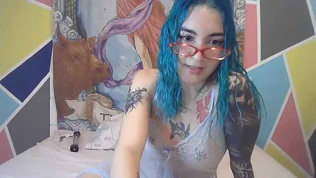 Snapshot of peetitefairy chatting on 09.26.25 peetitefairy online show from 09.26.25