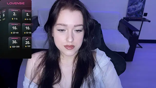 Snapshot of Sunshine_J chatting on 11.23.25 Sunshine J online show from 11.23.25