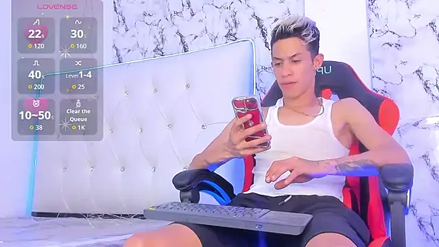 Leonardo-bigcock online show from 04.08.26