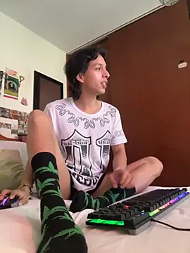 Snapshot of DannyPhantom555 chatting on 09.19.25 DannyPhantom555 online show from 09.19.25