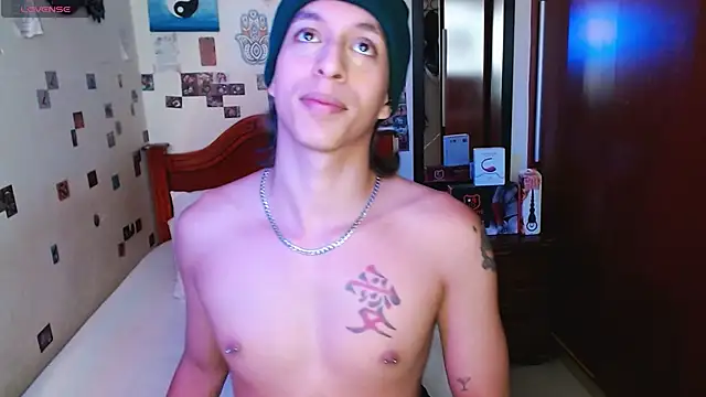 Snapshot of DannyPhantom555 chatting on 02.23.26 DannyPhantom555 online show from 02.23.26