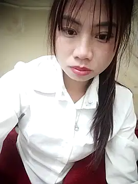 Snapshot of Dung-Thao19 chatting on 11.21.25 Dung-Thao19 online show from 11.21.25
