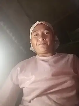 Love-Mama33 online show from 10.26.25