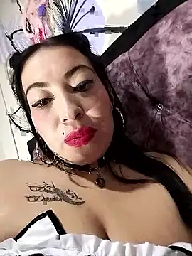 Snapshot of angelicroose2 chatting on 10.26.25 angelicroose2 online show from 10.26.25