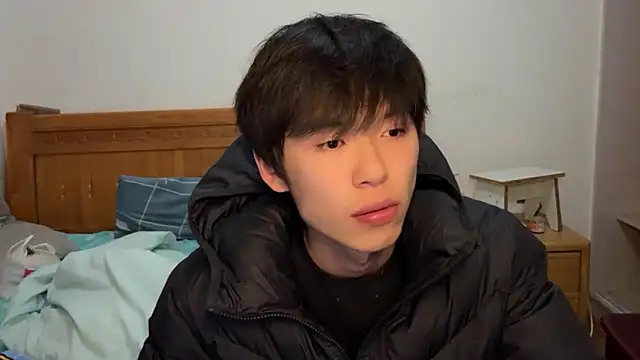 Snapshot of w5206t chatting on 10.22.25 w5206t online show from 10.22.25