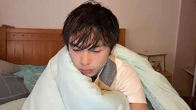 Snapshot of w5206t chatting on 10.24.25 w5206t online show from 10.24.25