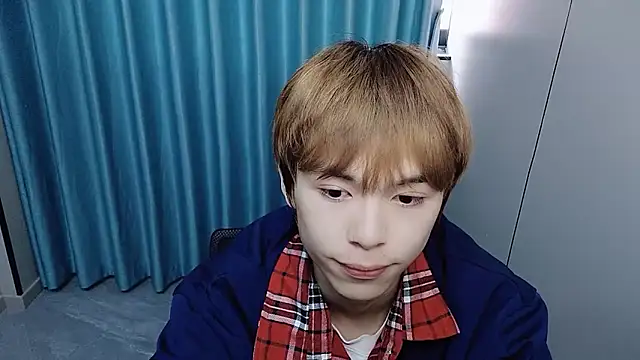 Snapshot of w5206t chatting on 04.07.26 w5206t online show from 04.07.26