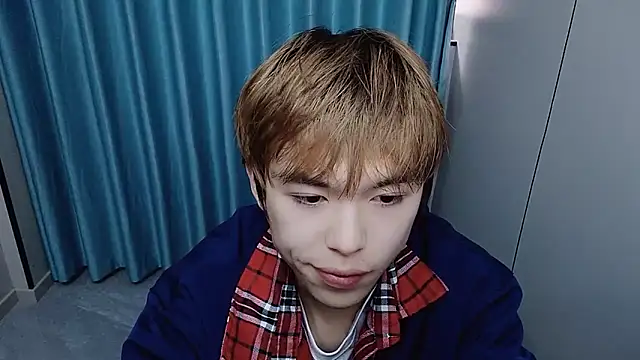 Snapshot of w5206t chatting on 04.08.26 w5206t online show from 04.08.26