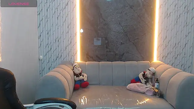 Snapshot of Gumball_b chatting on 10.10.25 Gumball b online show from 10.10.25