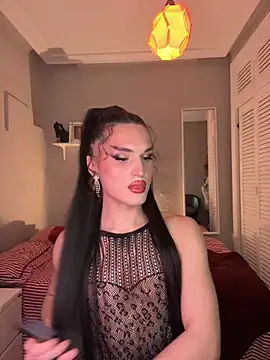 Snapshot of lacattiva chatting on 12.02.25 lacattiva online show from 12.02.25