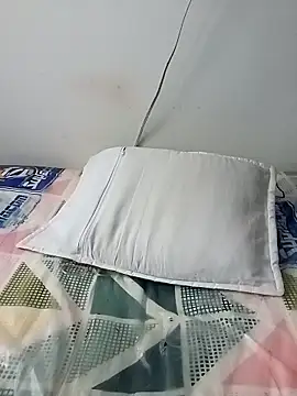 Snapshot of tany90 chatting on 09.22.25 tany90 online show from 09.22.25