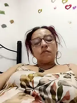 Snapshot of tany90 chatting on 10.14.25 tany90 online show from 10.14.25