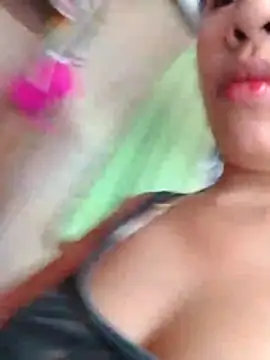 HotNaughtyGirl23 online show from 03.02.26