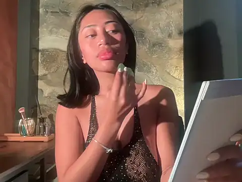 LittleHermes online show from 10.27.25