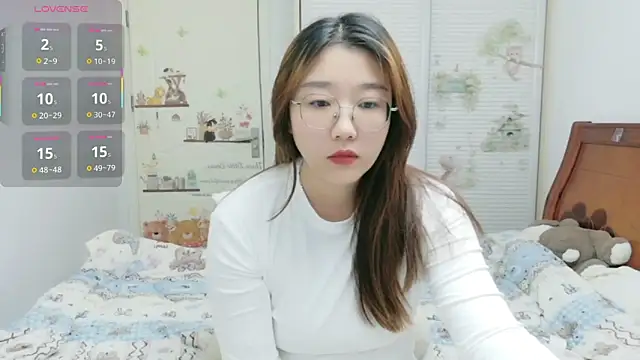 sisi-maiden online show from 12.21.25