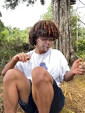 Snapshot of Alexis_Spicter chatting on 09.29.25 Alexis Spicter online show from 09.29.25