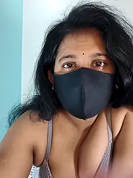 Snapshot of Your-Vedika chatting on 02.11.26 Your-Vedika online show from 02.11.26