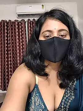 Snapshot of Your-Vedika chatting on 07.28.26 Your-Vedika online show from 07.28.26