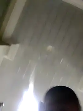 Snapshot of malaika1999 chatting on 09.22.25 malaika1999 online show from 09.22.25