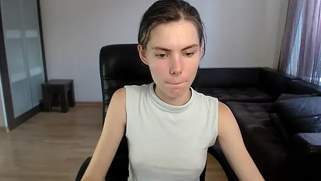 AmelieReve online show from 09.11.25