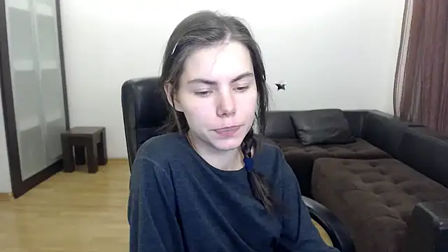 AmelieReve online show from 10.23.25