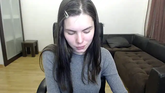 AmelieReve online show from 10.27.25