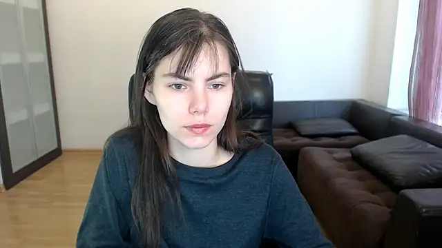 AmelieReve online show from 11.07.25