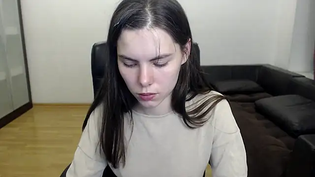 AmelieReve online show from 11.17.25