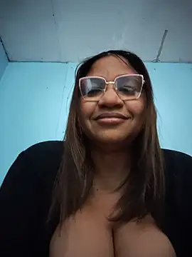 Snapshot of Avannay chatting on 07.11.26 Avannay online show from 07.11.26